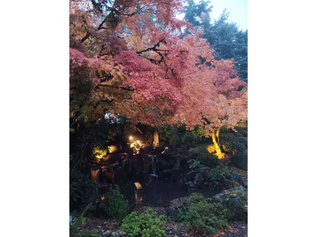 6605 W BURNSIDE St 144, Portland, OR 97210