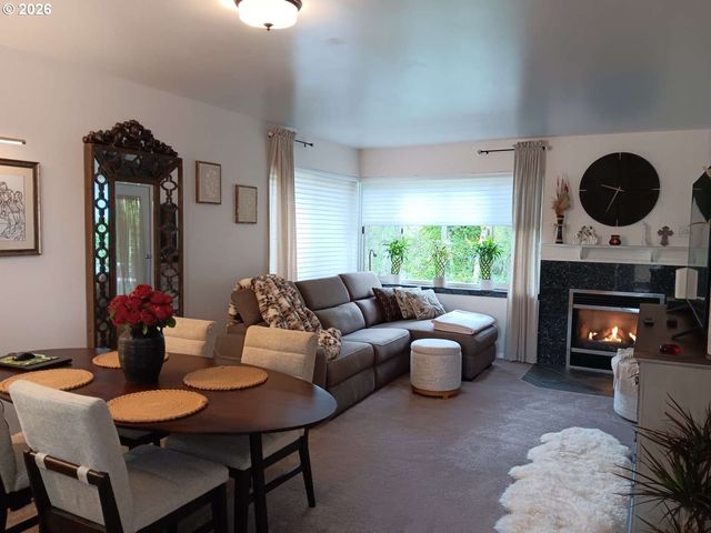 6605 W BURNSIDE St 144, Portland, OR 97210