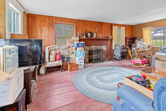 298 Jenneville Road, Hartland, VT 05048