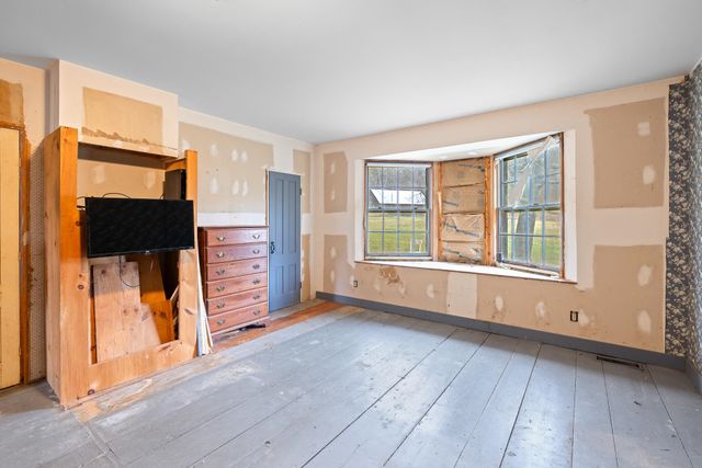 298 Jenneville Road, Hartland, VT 05048