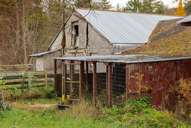 298 Jenneville Road, Hartland, VT 05048