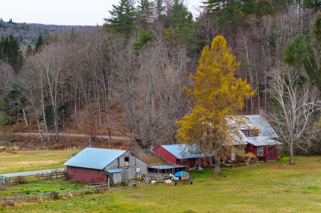 298 Jenneville Road, Hartland, VT 05048