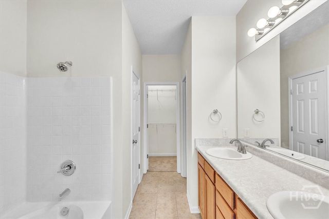 56 Stonelake Circle, Savannah, GA 31419