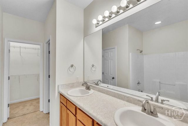 56 Stonelake Circle, Savannah, GA 31419