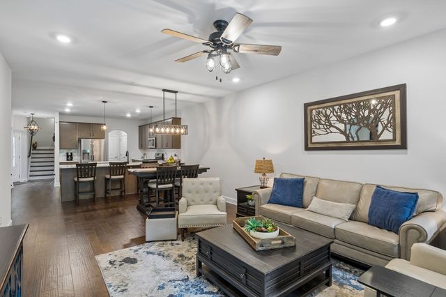 310 Buckner Cir, Mount Juliet, TN 37122