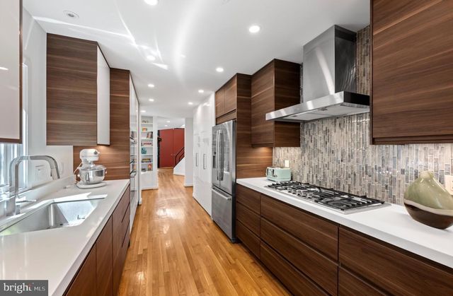 4708 DORSET AVE, Chevy Chase, MD 20815