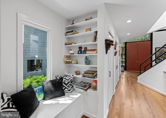 4708 DORSET AVE, Chevy Chase, MD 20815