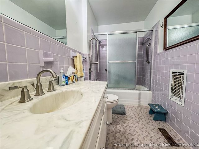 425 S Main Street, Bladenboro, NC 28320