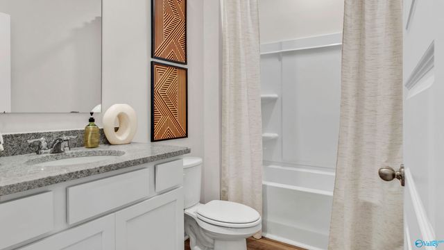 377 Jackson Point Circle, Huntsville, AL 35811