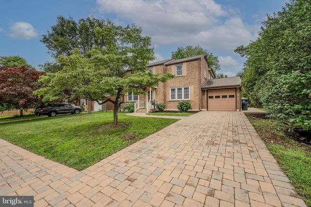 2402 WELLESLEY AVE, Wilmington, DE 19803