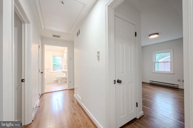 2402 WELLESLEY AVE, Wilmington, DE 19803