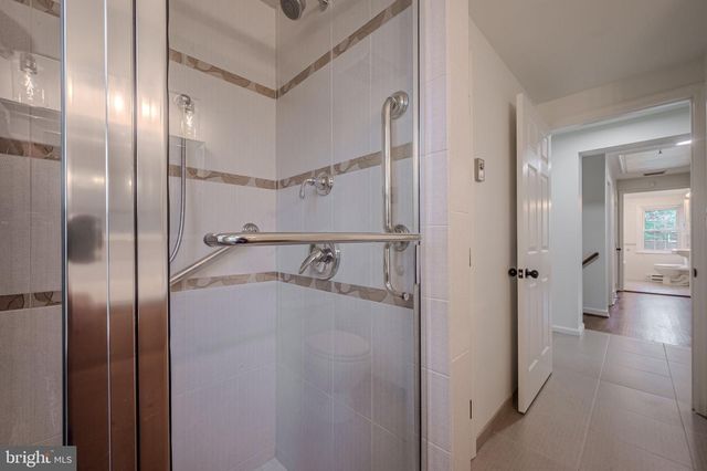 2402 WELLESLEY AVE, Wilmington, DE 19803