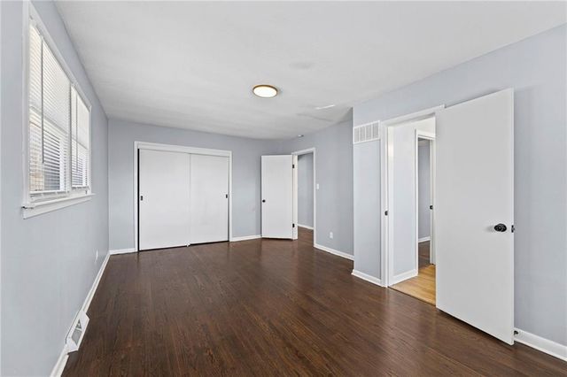 8401 Wayne Avenue, Kansas City, MO 64131