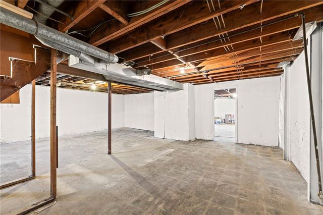 8401 Wayne Avenue, Kansas City, MO 64131