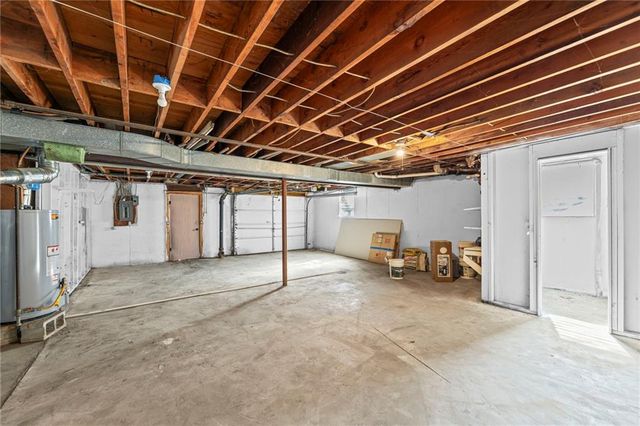 8401 Wayne Avenue, Kansas City, MO 64131