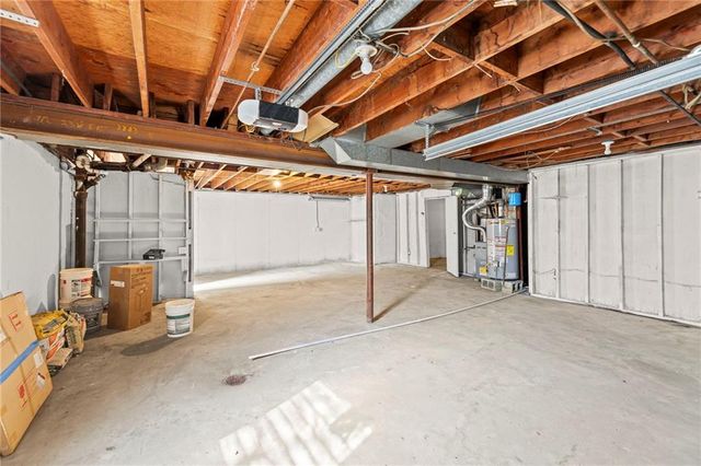 8401 Wayne Avenue, Kansas City, MO 64131