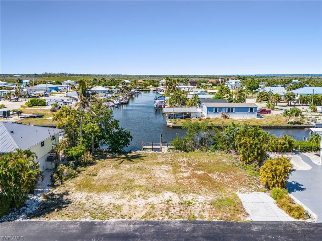 2936 Buttonwood Key CT, ST. JAMES CITY, FL 33956 — photo 2