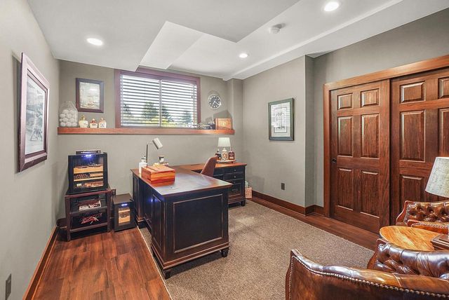 W279N8618 Twin Pine CIRCLE, Hartland, WI 53029