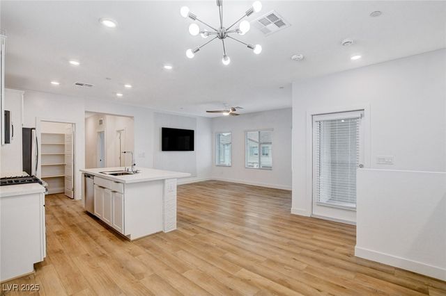 237 Callen Falls Avenue 2025, Henderson, NV 89011