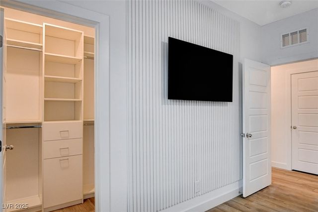 237 Callen Falls Avenue 2025, Henderson, NV 89011