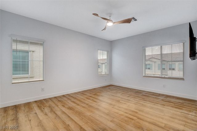 237 Callen Falls Avenue 2025, Henderson, NV 89011