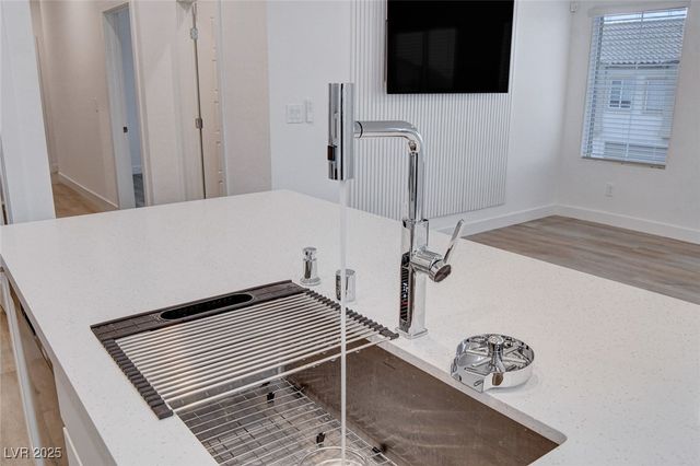 237 Callen Falls Avenue 2025, Henderson, NV 89011