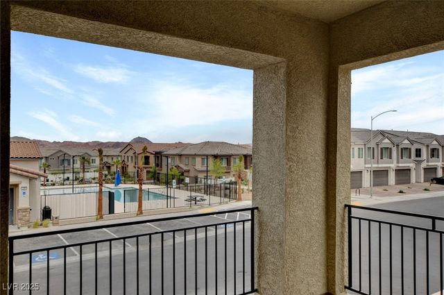 237 Callen Falls Avenue 2025, Henderson, NV 89011