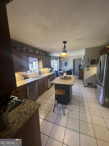 2070 ROCKDALE Circle, Snellville, GA 30078