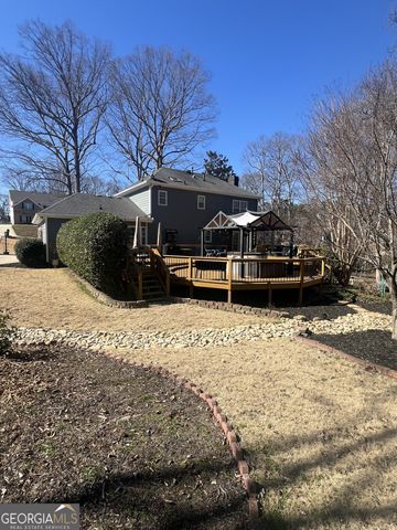 2070 ROCKDALE Circle, Snellville, GA 30078