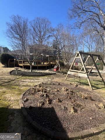 2070 ROCKDALE Circle, Snellville, GA 30078