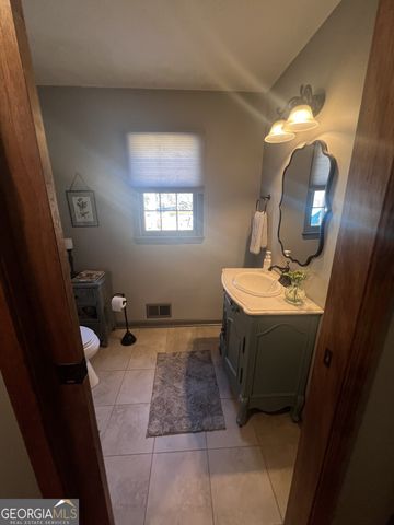 2070 ROCKDALE Circle, Snellville, GA 30078