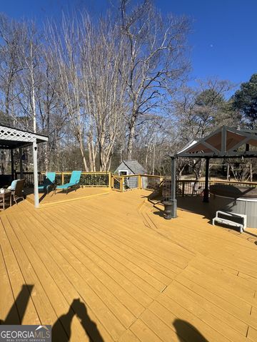 2070 ROCKDALE Circle, Snellville, GA 30078