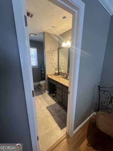 2070 ROCKDALE Circle, Snellville, GA 30078