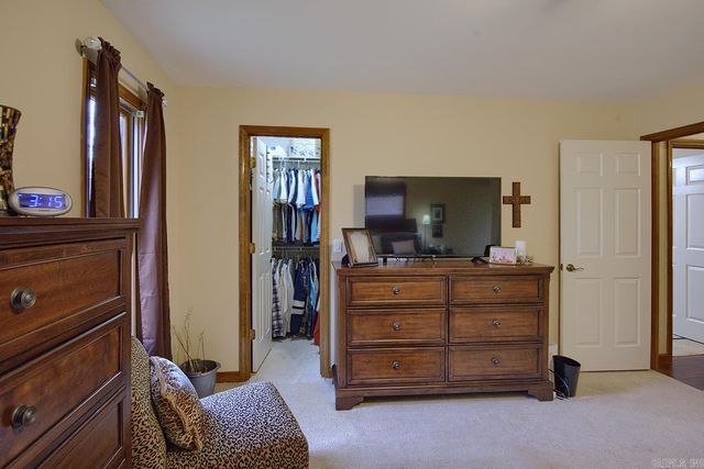 8 Madrid Way, Hot Springs Village, AR 71909