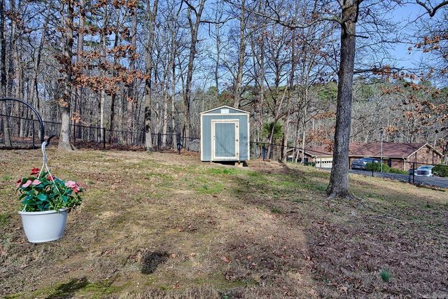 8 Madrid Way, Hot Springs Village, AR 71909