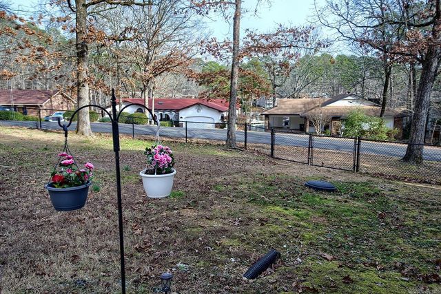 8 Madrid Way, Hot Springs Village, AR 71909