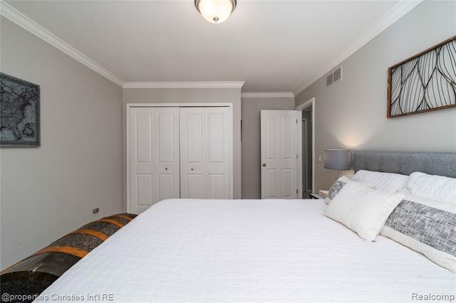 437 Covington Court 68, Northville, MI 48168