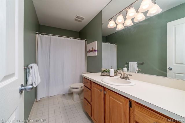 437 Covington Court 68, Northville, MI 48168