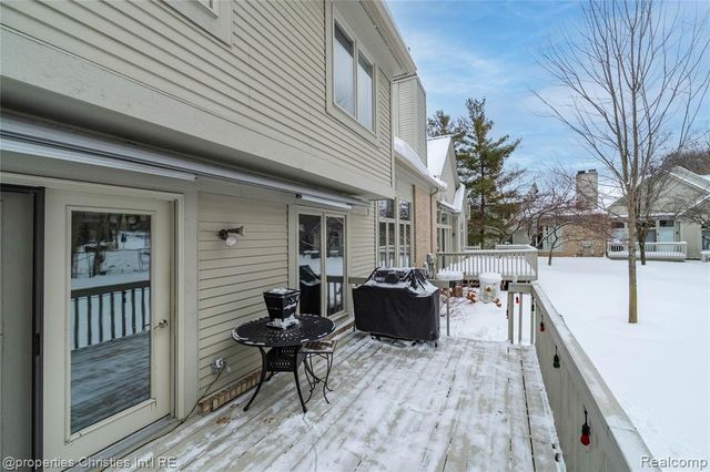 437 Covington Court 68, Northville, MI 48168