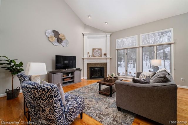 437 Covington Court 68, Northville, MI 48168