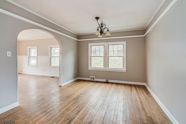 105 Lake Ave, Newton Town, NJ 07860