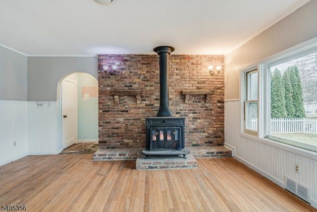 105 Lake Ave, Newton Town, NJ 07860