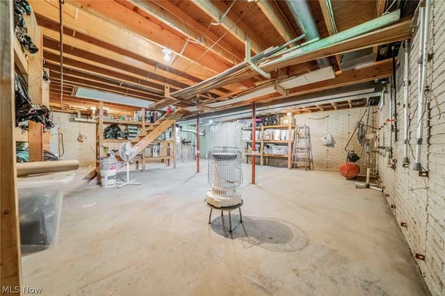 4760 Oster Road, Sheffield Lake, OH 44054