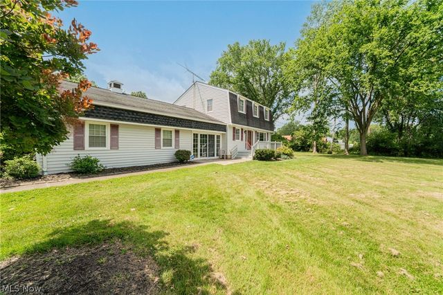 4760 Oster Road, Sheffield Lake, OH 44054