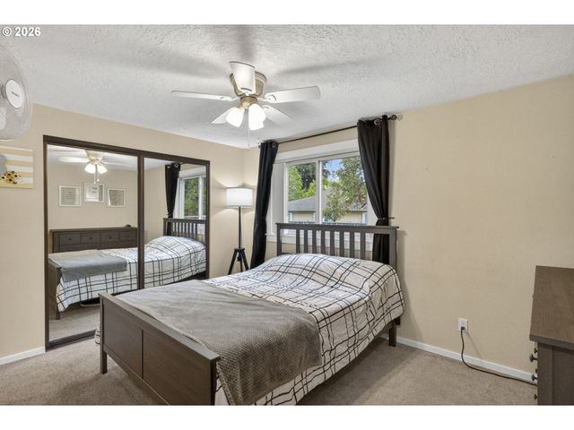 18436 Se STEPHENS Cir, Portland, OR 97233