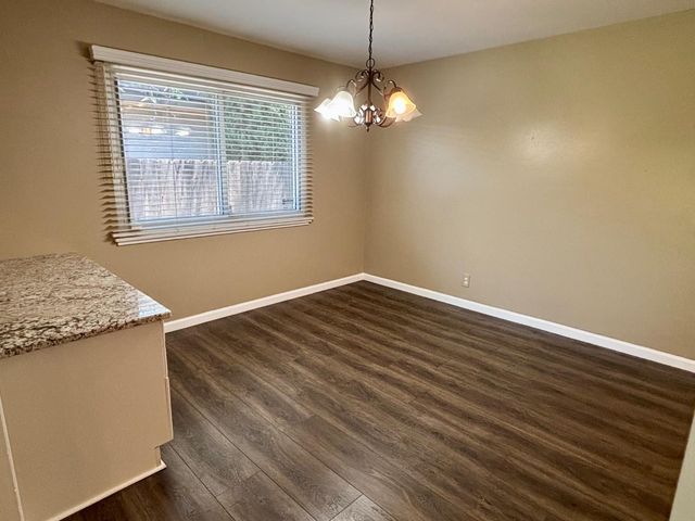 4425 E Indianapolis Avenue, Fresno, CA 93726