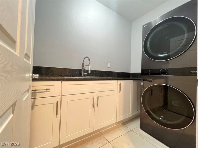 12310 Sandy Peak Avenue, Las Vegas, NV 89138