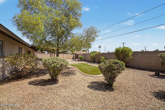 2233 N 82ND Street, Scottsdale, AZ 85257