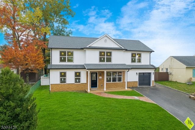 230 Oak Dr, Middlesex Boro, NJ 08846