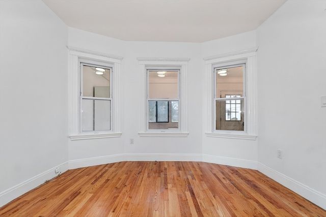 18 Clark St, Quincy, MA 02171